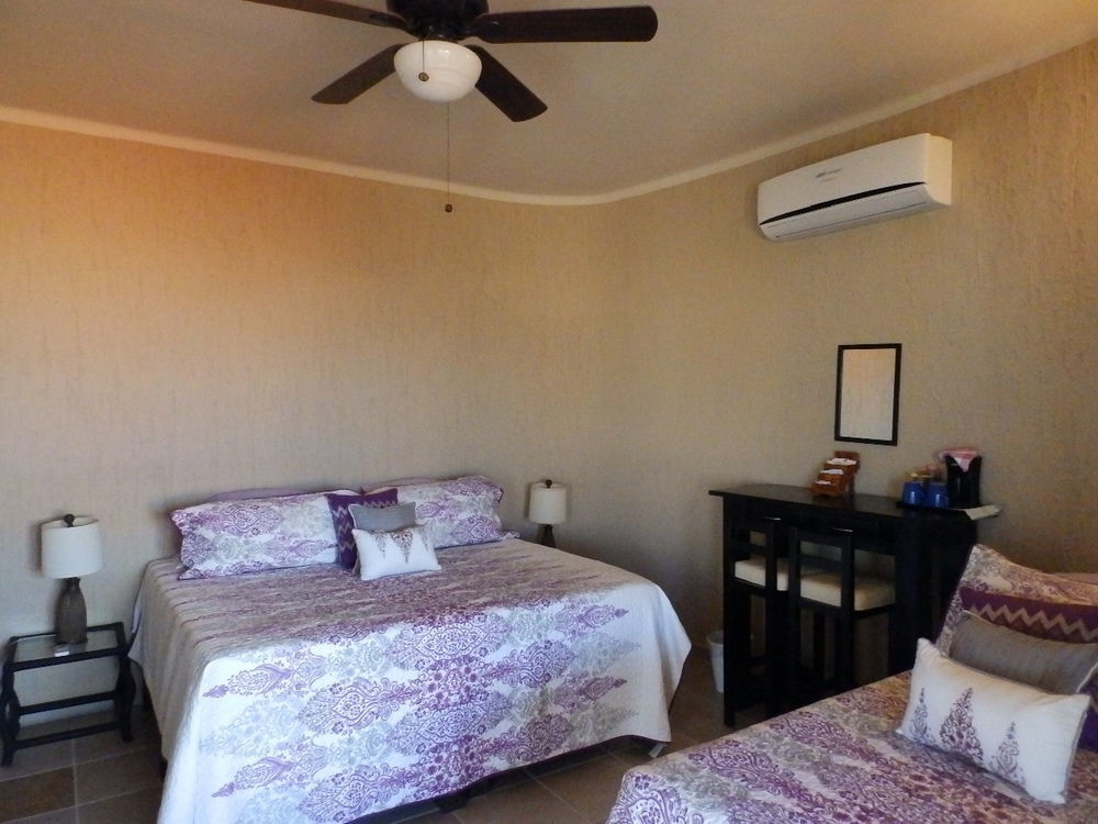 Casa Kootenay Waterfront Bnb Ла Пас Екстериор снимка